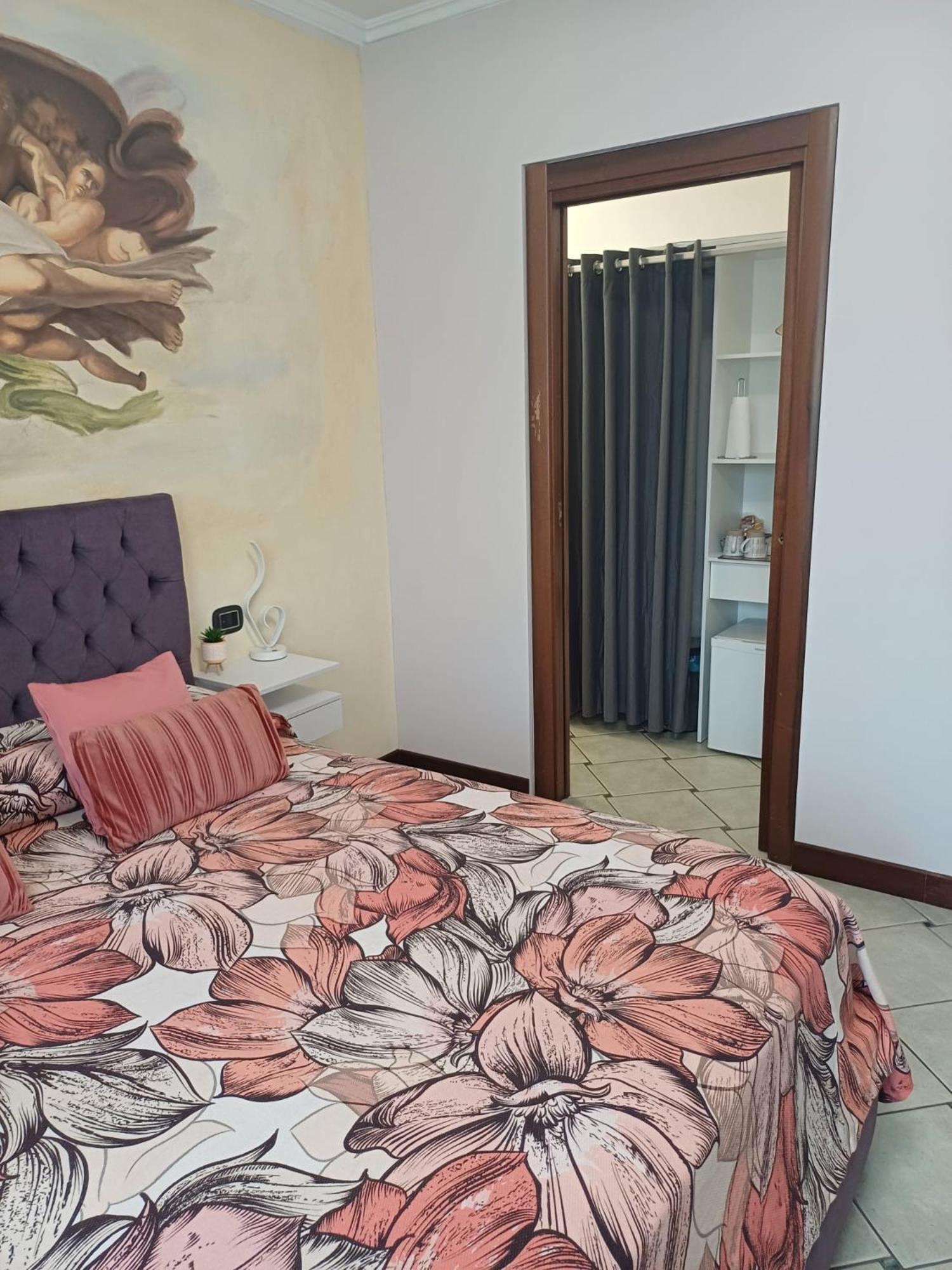 Maryhouse - Ingresso Indipendente Hotel Venegono Superiore Ngoại thất bức ảnh